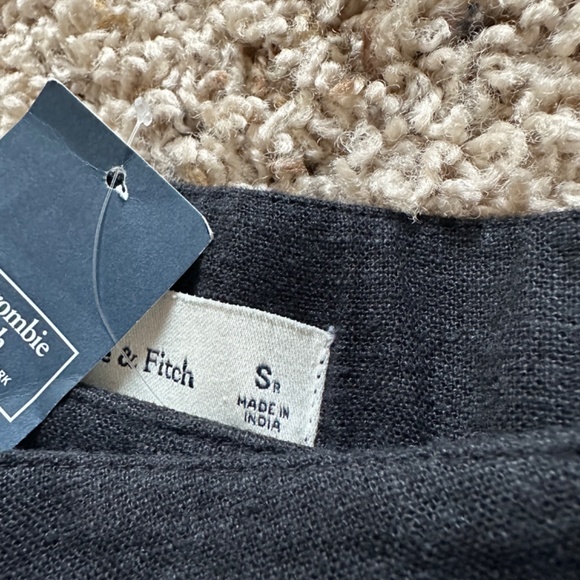 Abercrombie Set - Picture 7 of 8